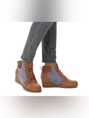 Sorel Suede Evie Ankle Boot Hidden Wedge Outdoor Two Tone size women’s 10